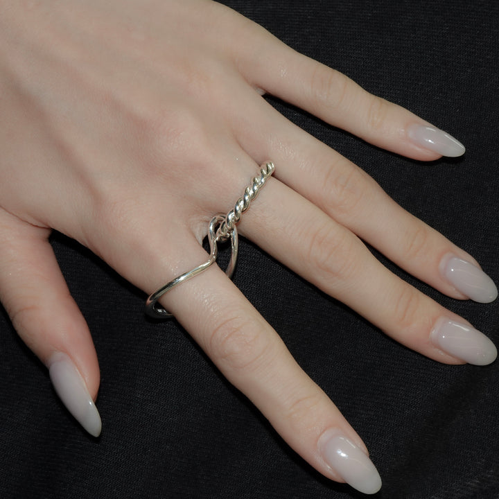 Selene 00:12 Dual Rotation（二重のまわり）