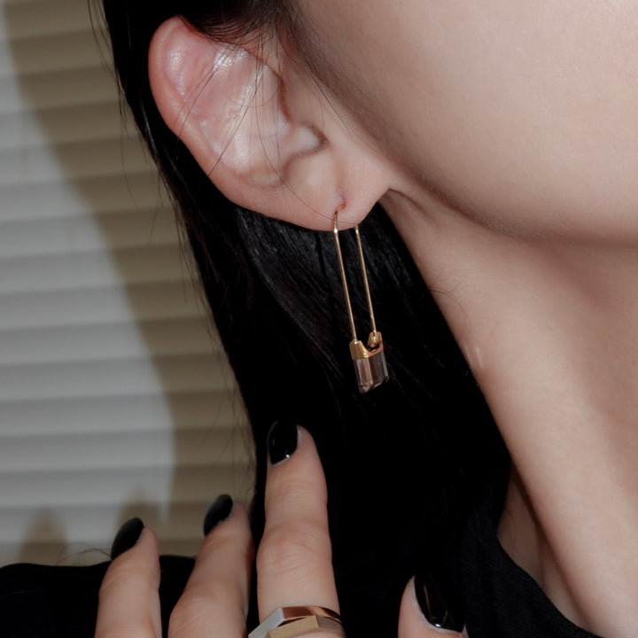 Drop Quartz Pierced Earring Square