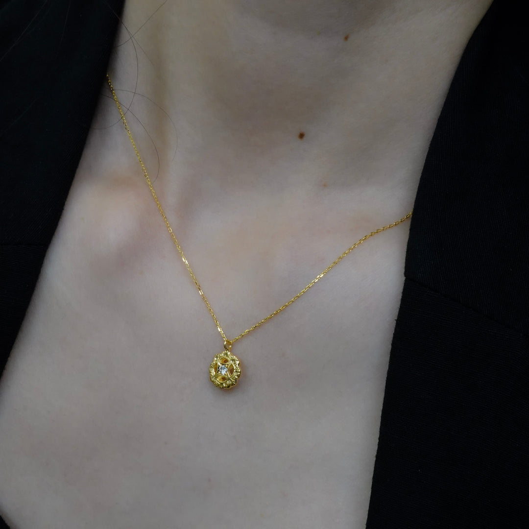 Birthstone 一粒ダイヤフィレンツェ彫りネックレス