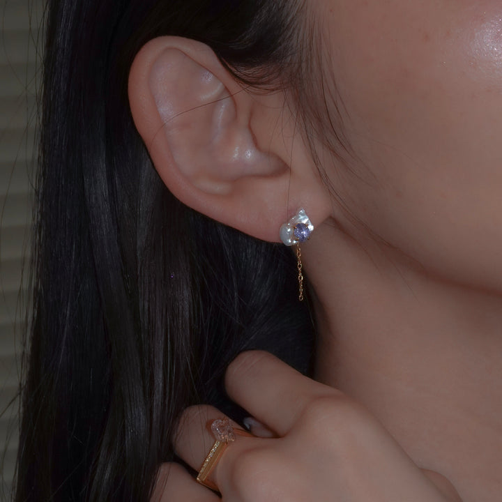 Katamimi pierced 54