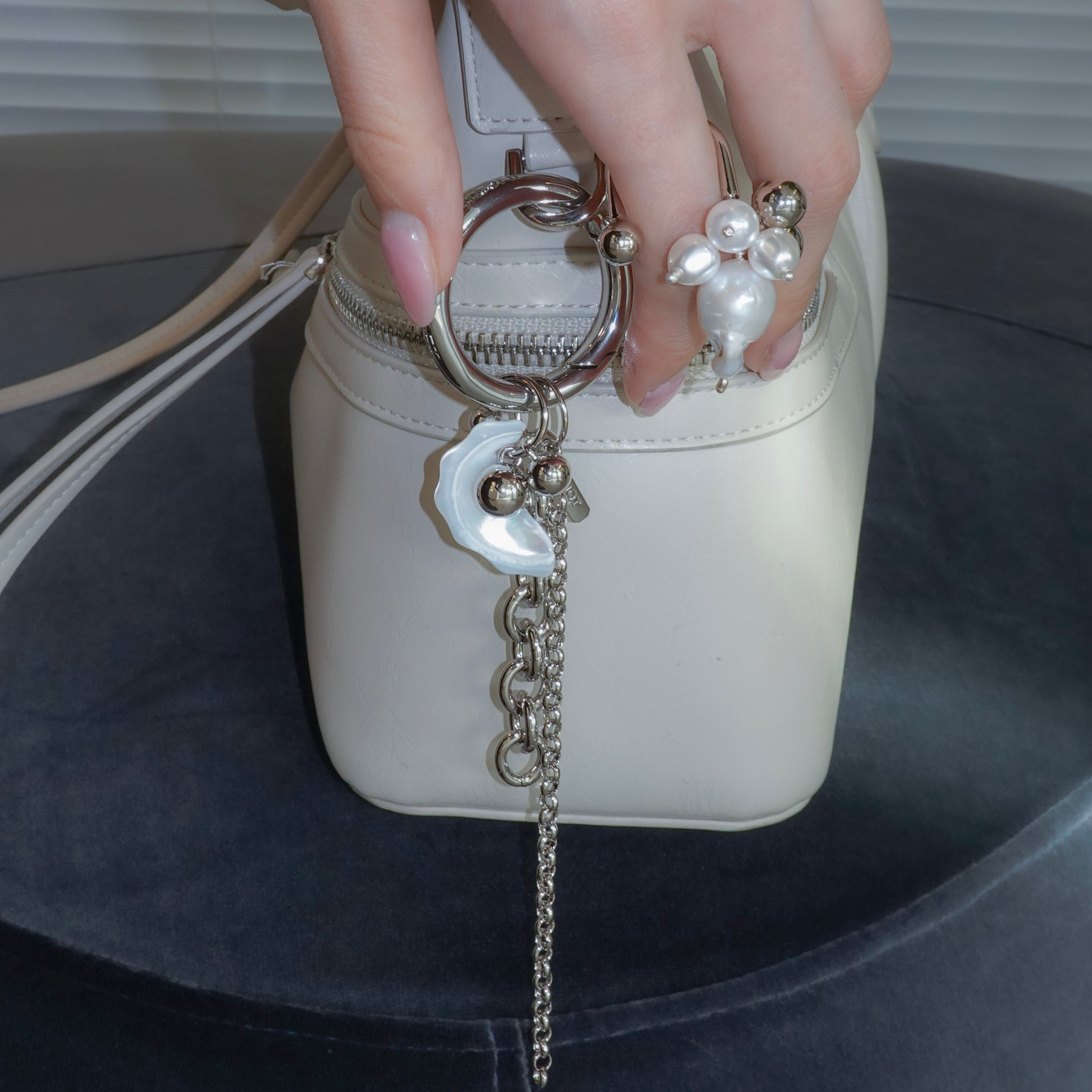 PAULA KEYCHAIN – unigem