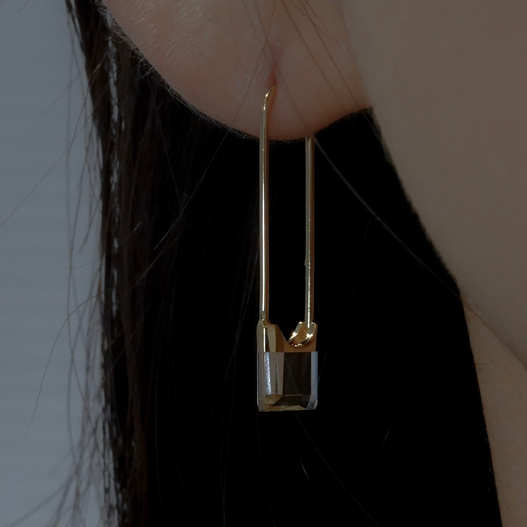 週末特価.送料込み】simmon DROP QUARTZ EARRING simmon official WEB