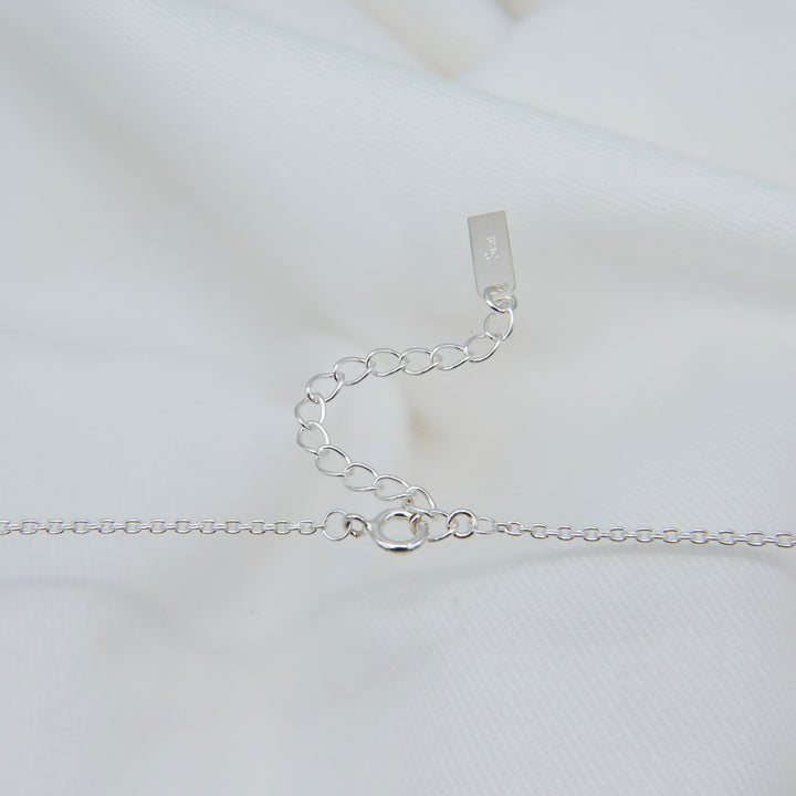 "Moon" charm necklace (SILVER)