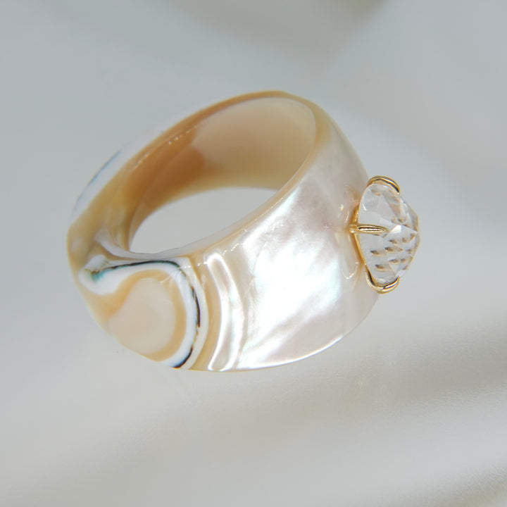 Thalatta Ring(Quartz)