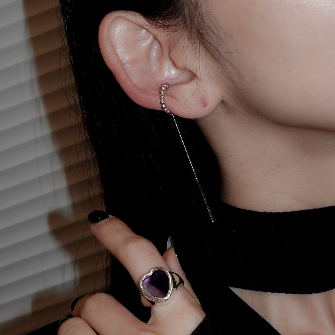 Dotted chain earcuff