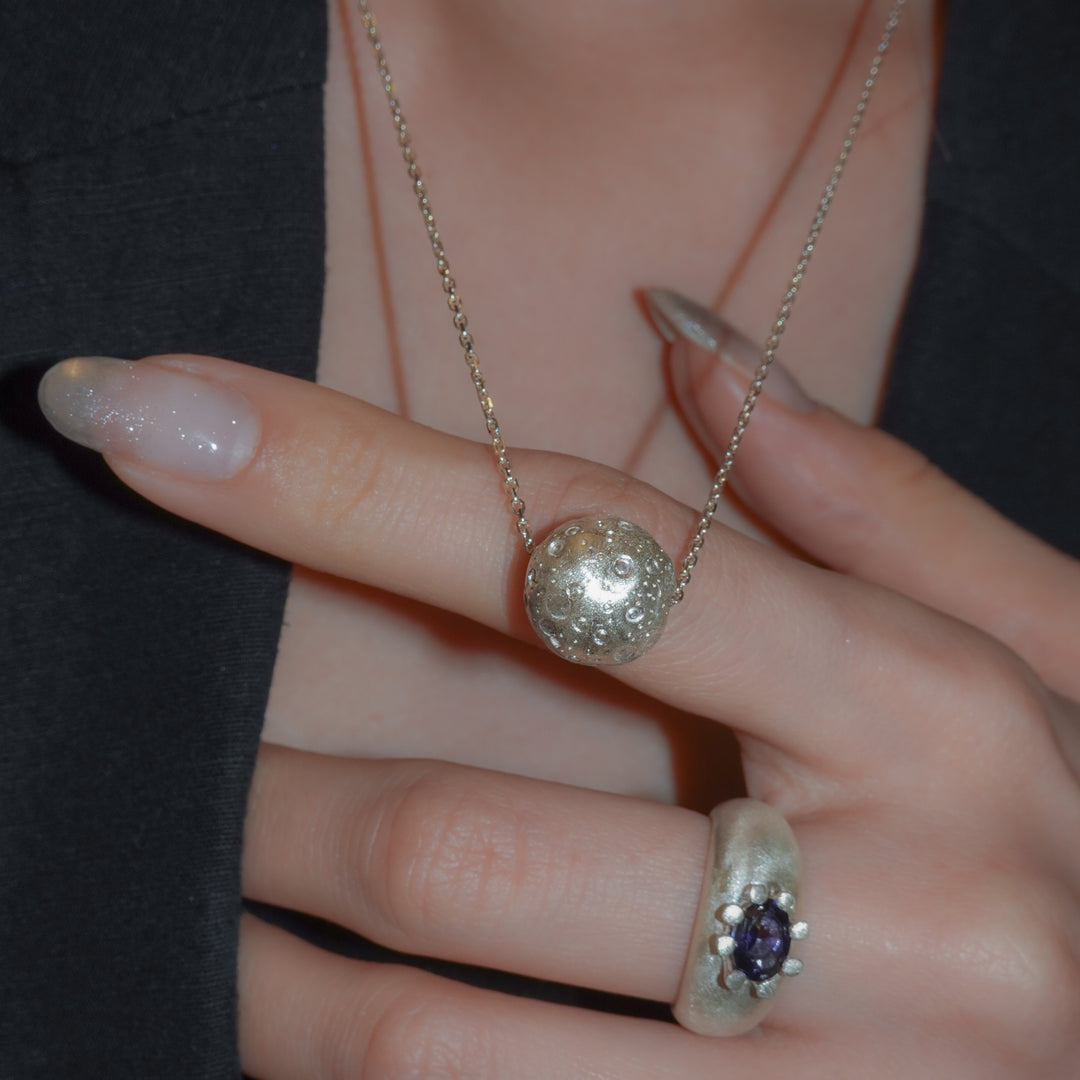 8 PLANETS Necklace (PLAIN)