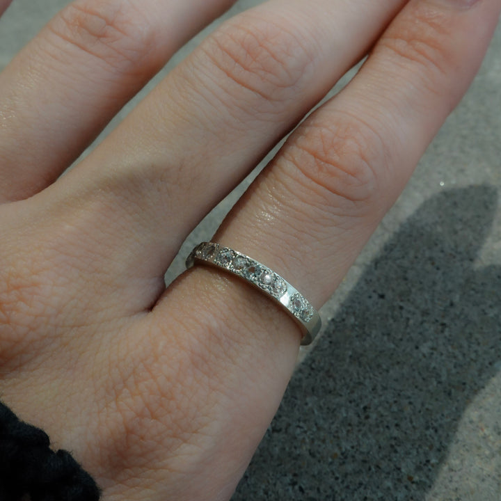 Tsuku Ring (White)