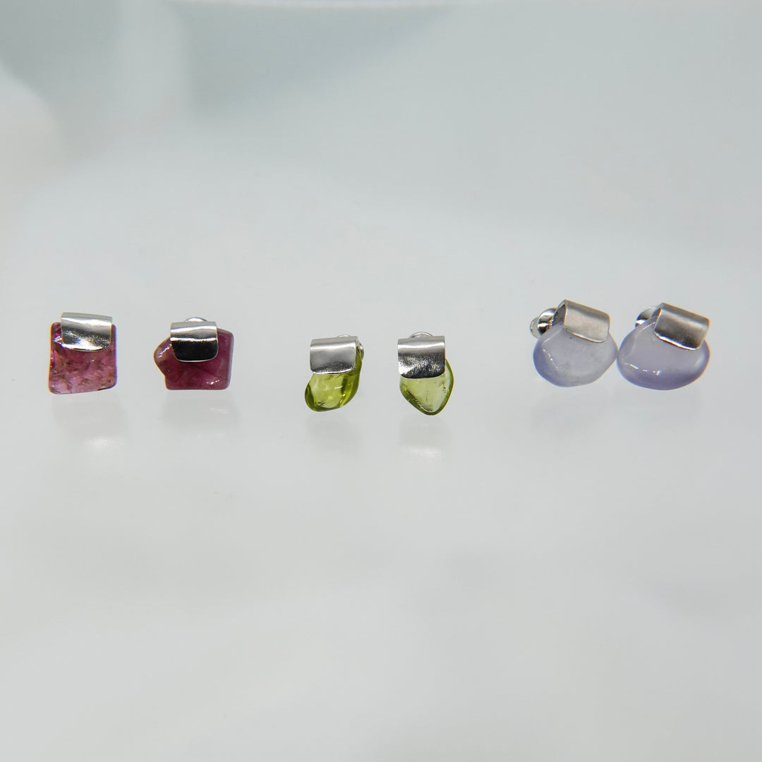 HASAMU S pierced earring gemstone