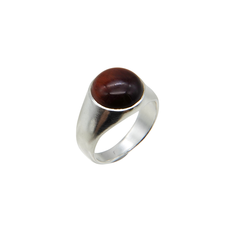 Red M /  Ring