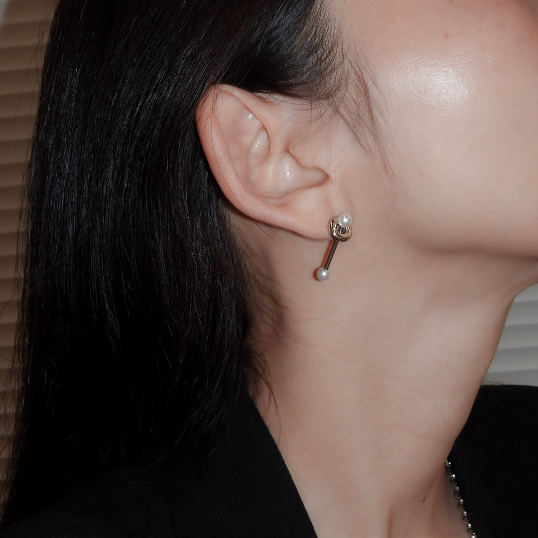 SMITH MEDIUM EARRING