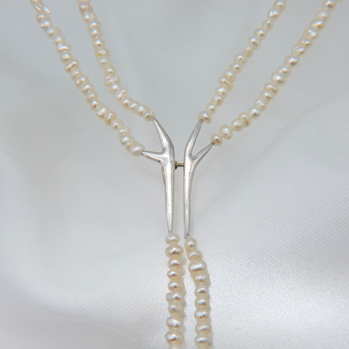 BAROQUE PEARL TIE COLLAR NECKLACE