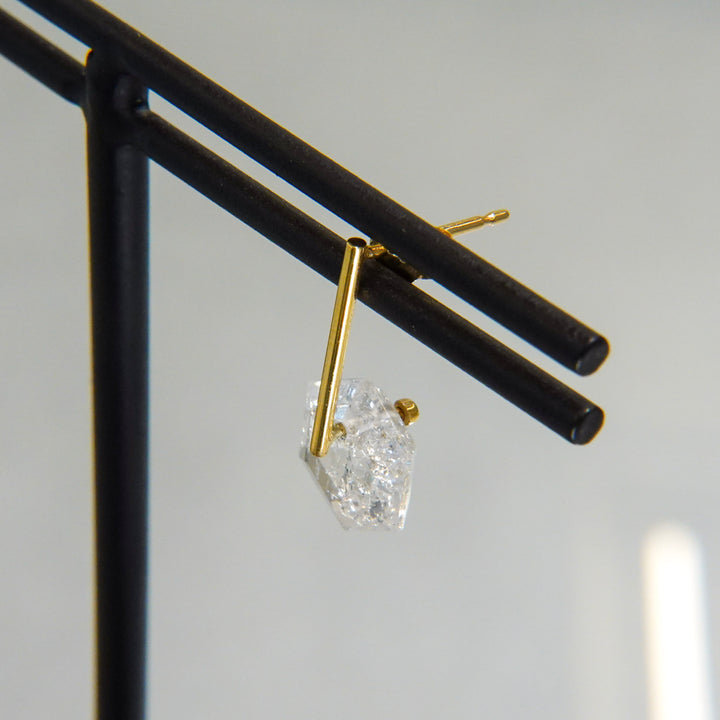 CANDY Crack Quartz Pierced Earring