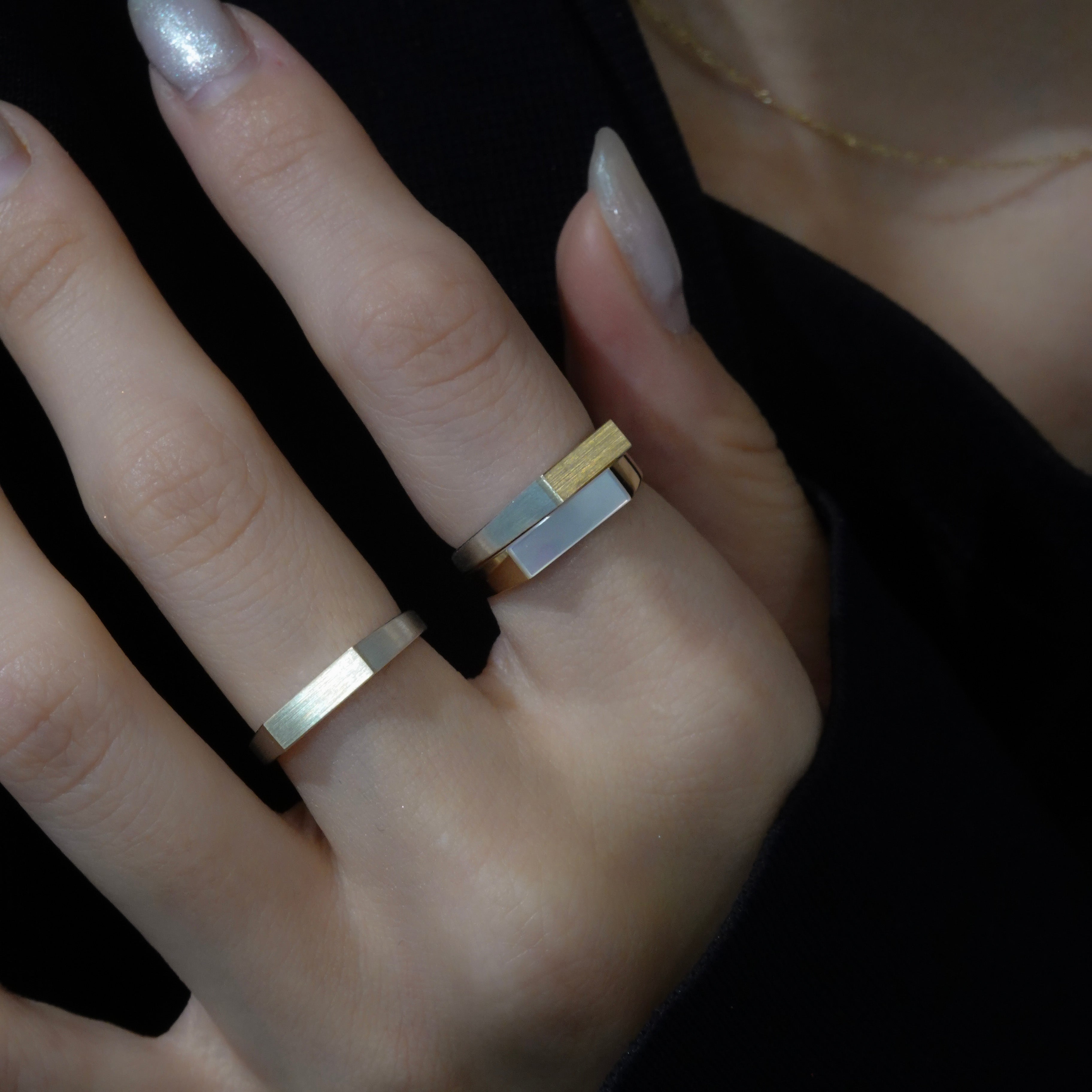 SV & 10K SIGNET RING FLAT NARROW – unigem