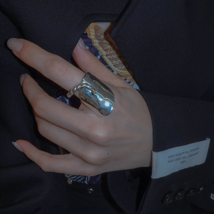 Hylo.002[R]_Helix Surface