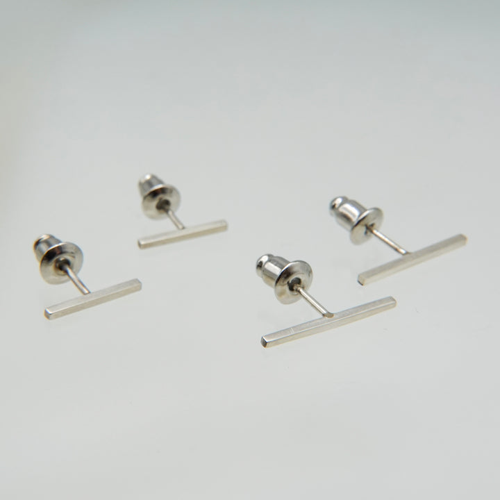 Thread pierced earring