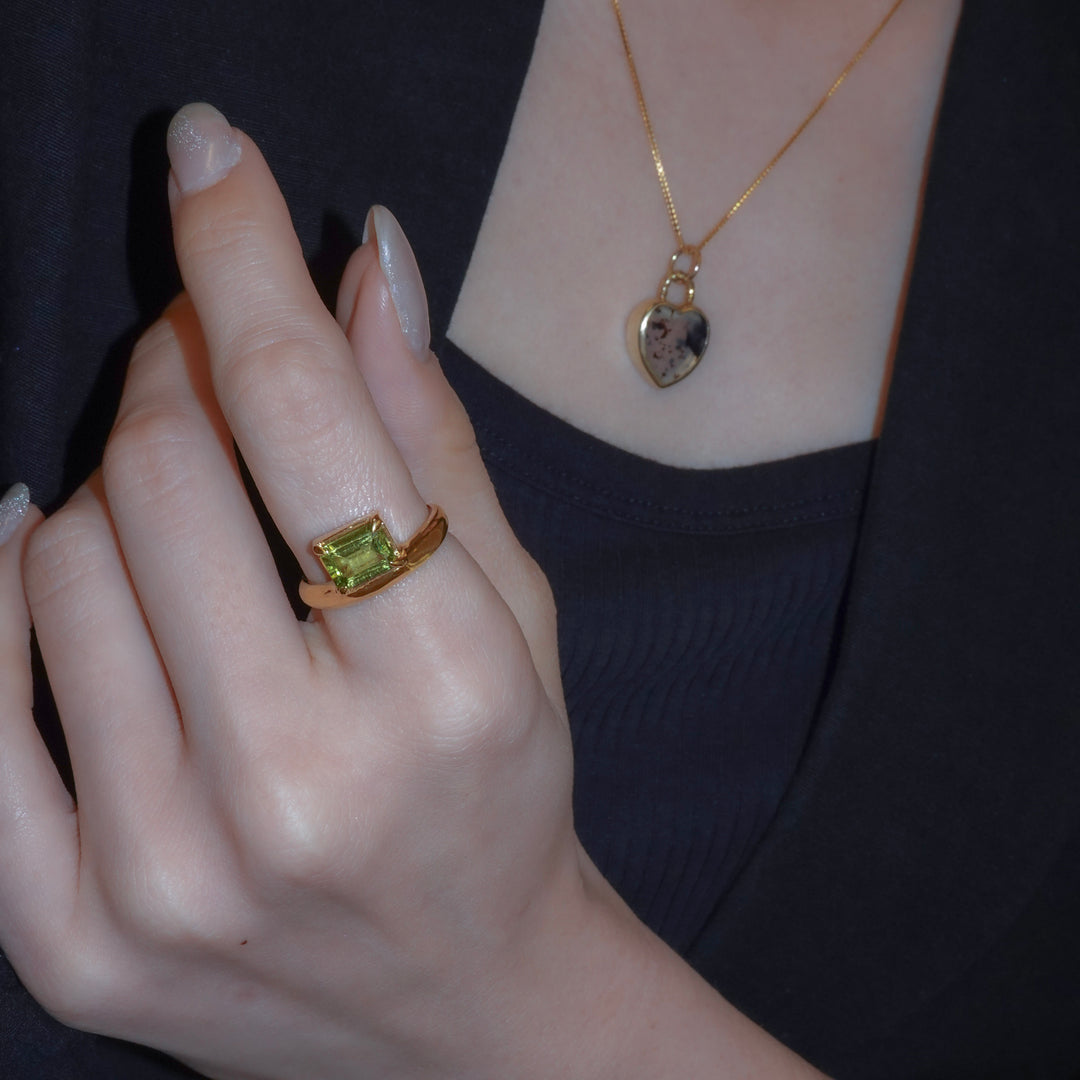 On the edge ring- Peridot