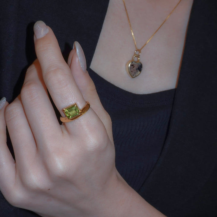 On the edge ring- Peridot