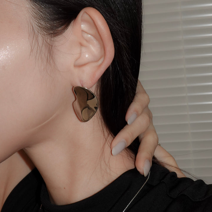 Surface Twist Pierced Earrings