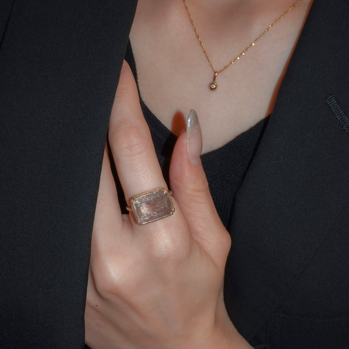 1884_Red Rutilated in Quartz