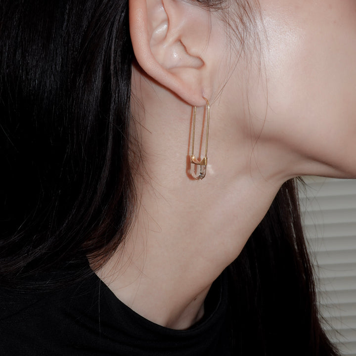 Drop Quartz Pierced Earring Oval