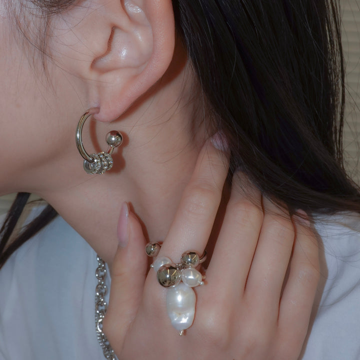 MOLLY EARRINGS