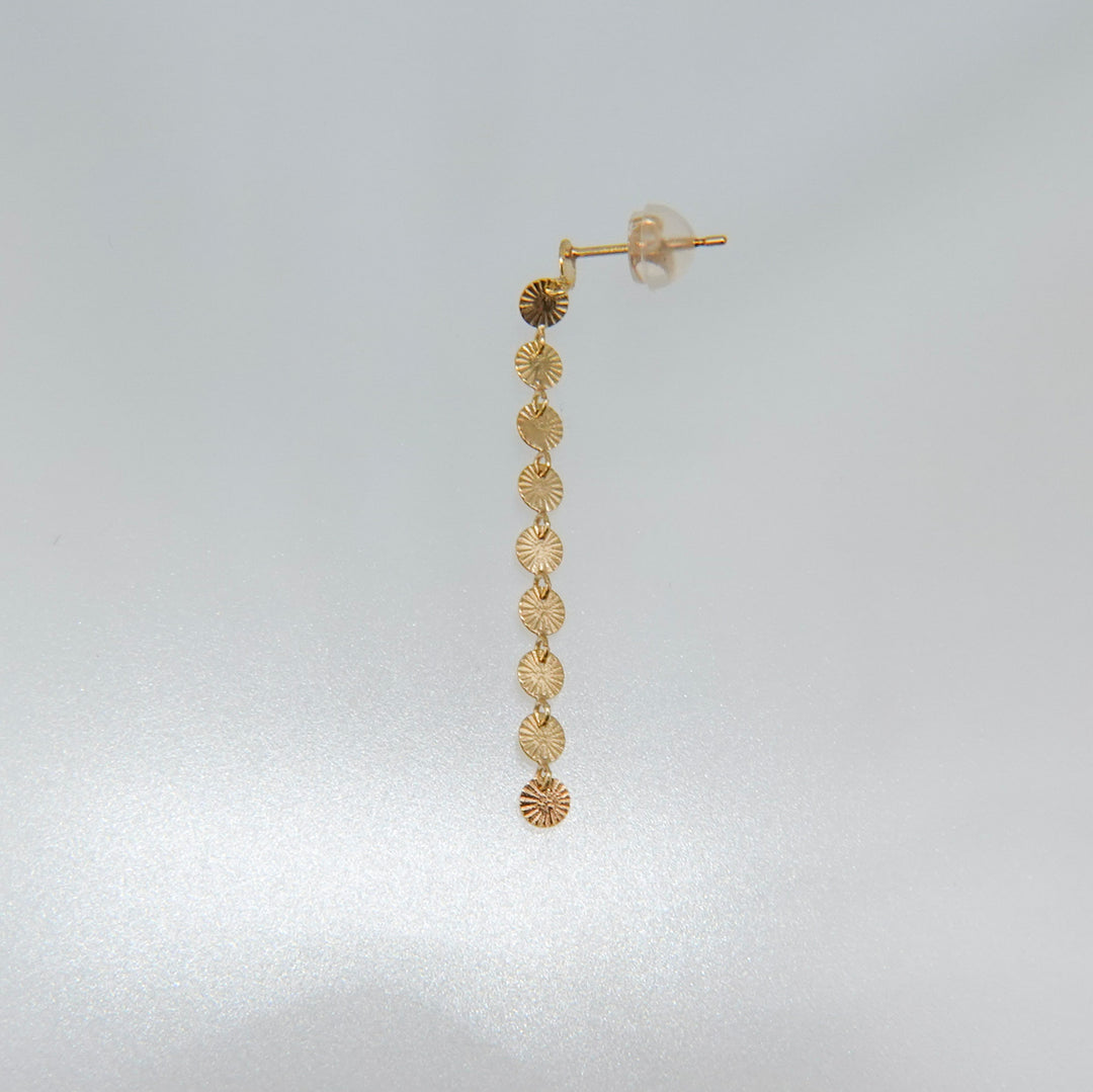 〈空〉 K10 太陽の光ピアス