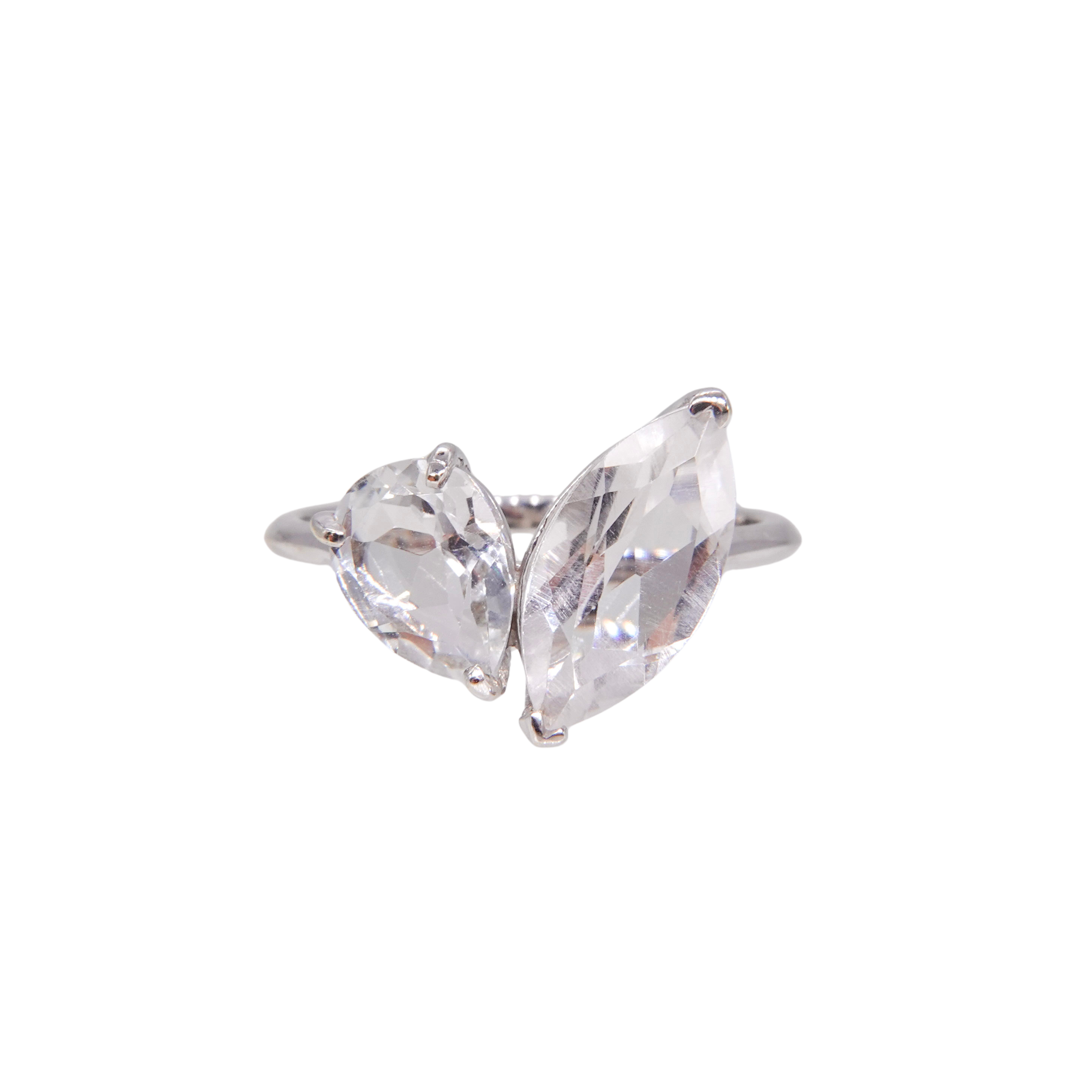 CUDDLE RING_10KWG x White Topaz – unigem