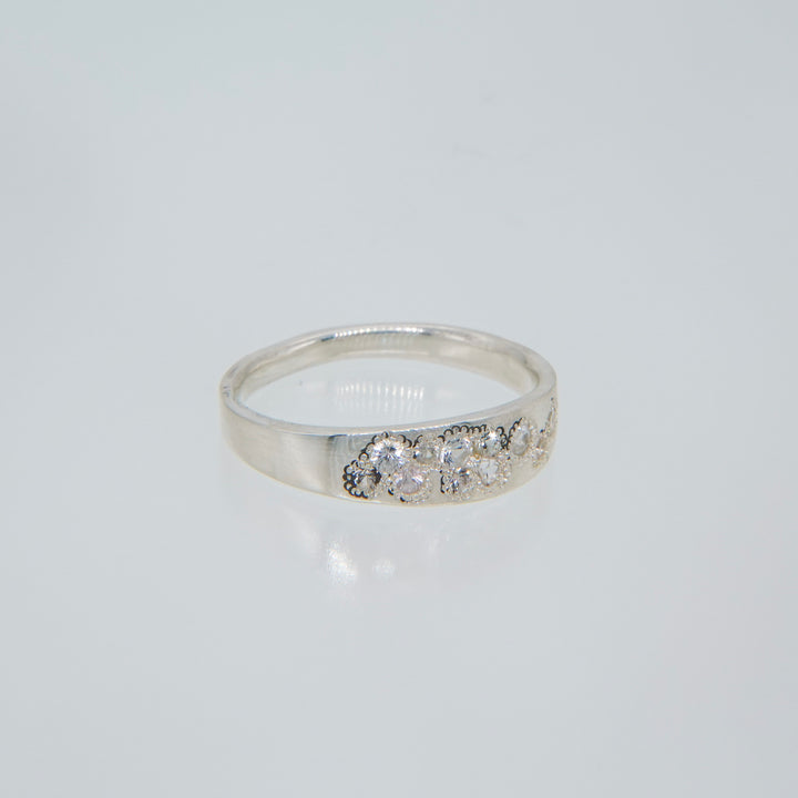 Kao Ring (White)