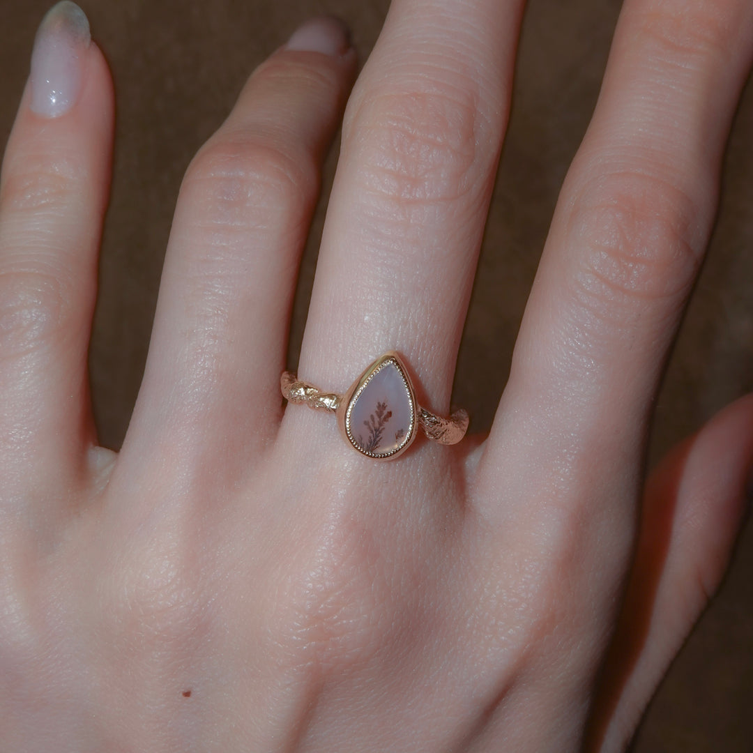 2040_Dendritic Agate