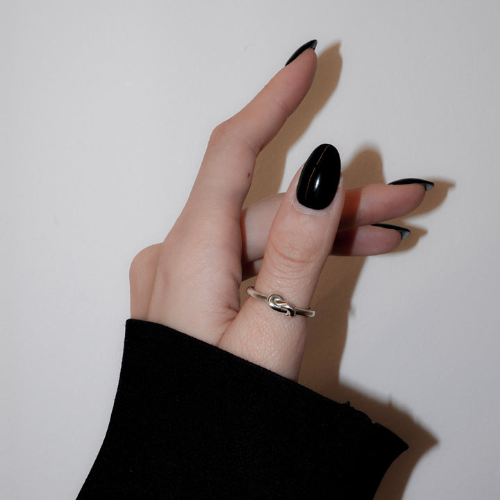 "Knot" ring (SILVER)