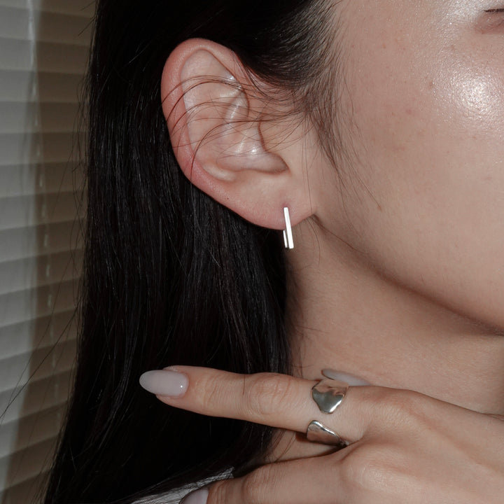 BOX THIN pierced earring