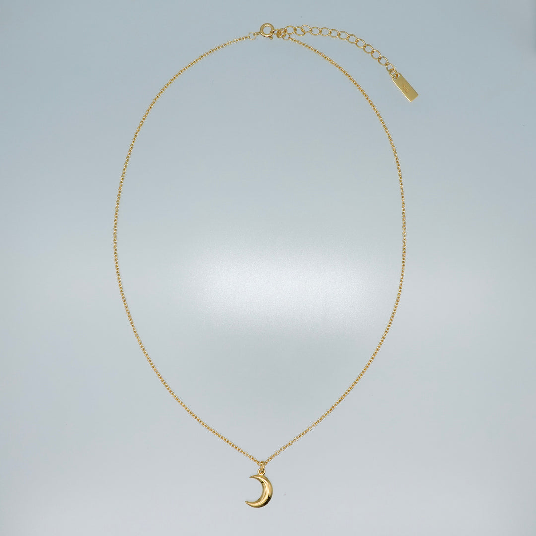 "Moon" charm necklace (GOLD)
