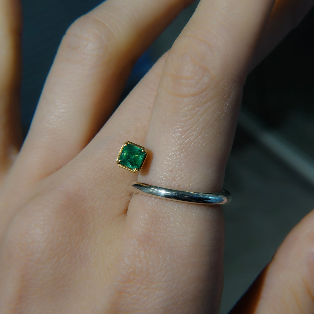 Limited piece Silver 18K Emerald Diamond Ring
