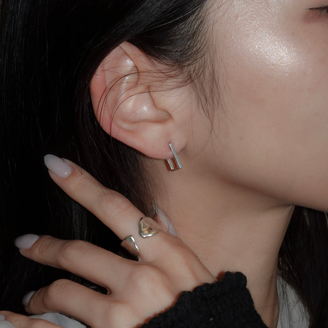 BOX THIN pierced earring