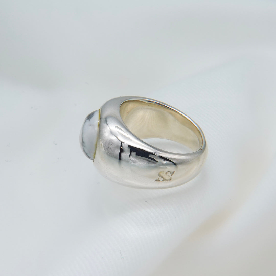 "Stone" ring (marble)