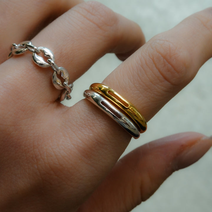 Square space ring