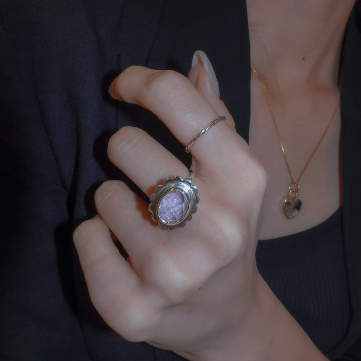 Flat flower ring- Rutile quartz x Tourmaline