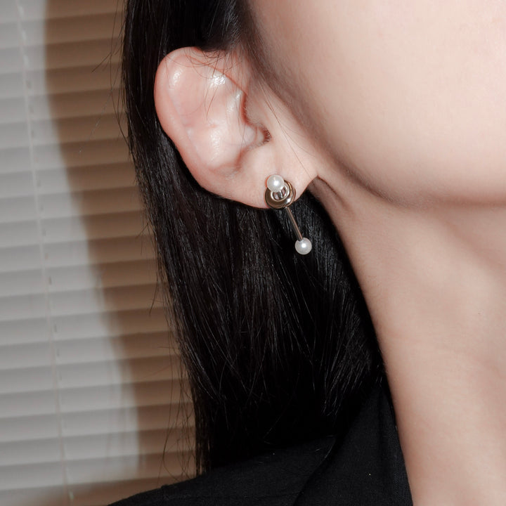 SMITH MEDIUM EARRING