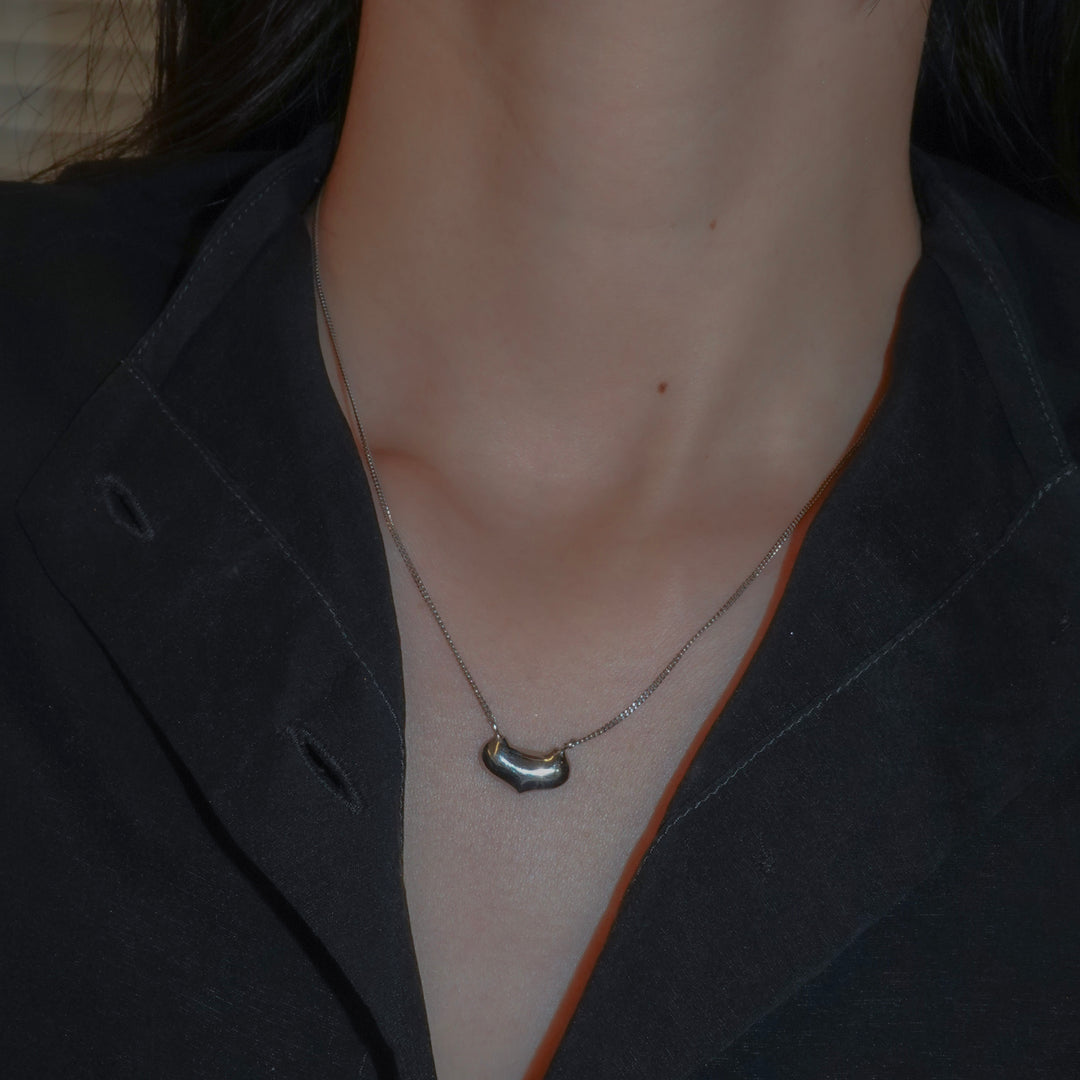 Faba Necklace