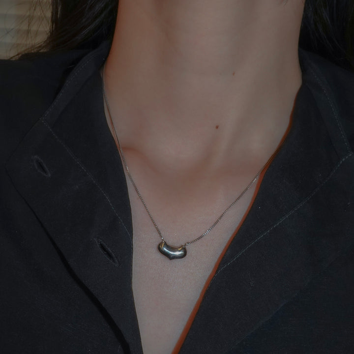 Faba Necklace