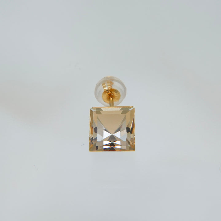 Reflection Quartz Stud Pierced Earring