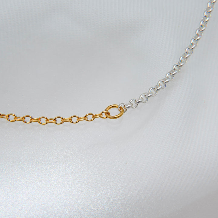 Bicolor Line Neckless