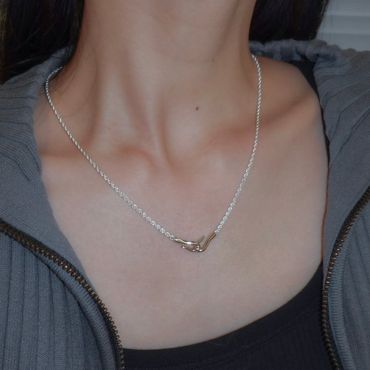 "Warp" chain necklace