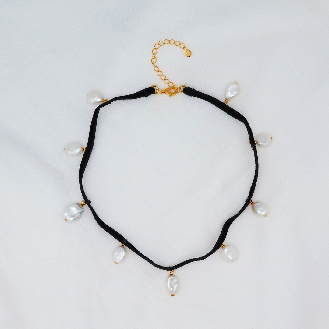 NOIR MULTI PEARL CHOKER NECKLACE