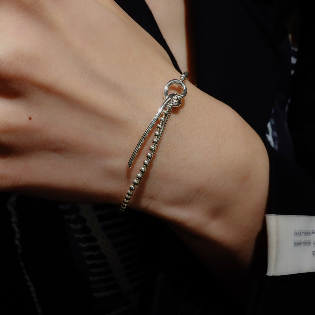 THREADS Silver Bow Tie Bracelet