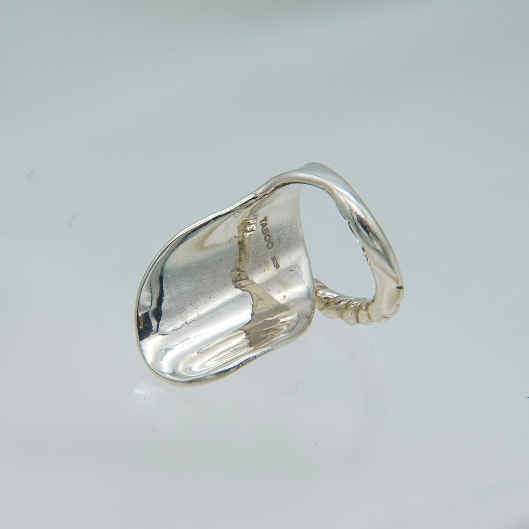 Hylo.002[R]_Helix Surface