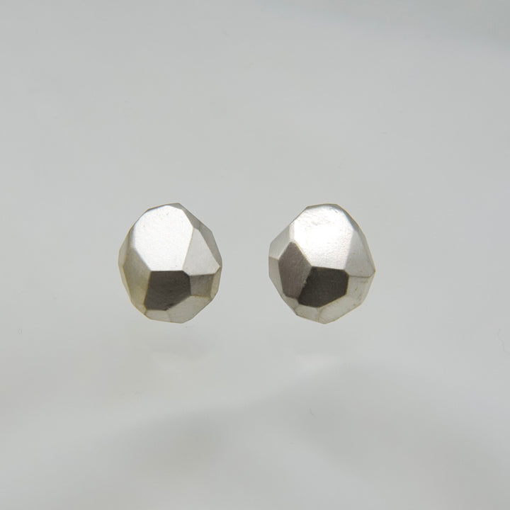 Neutral M pierced earring