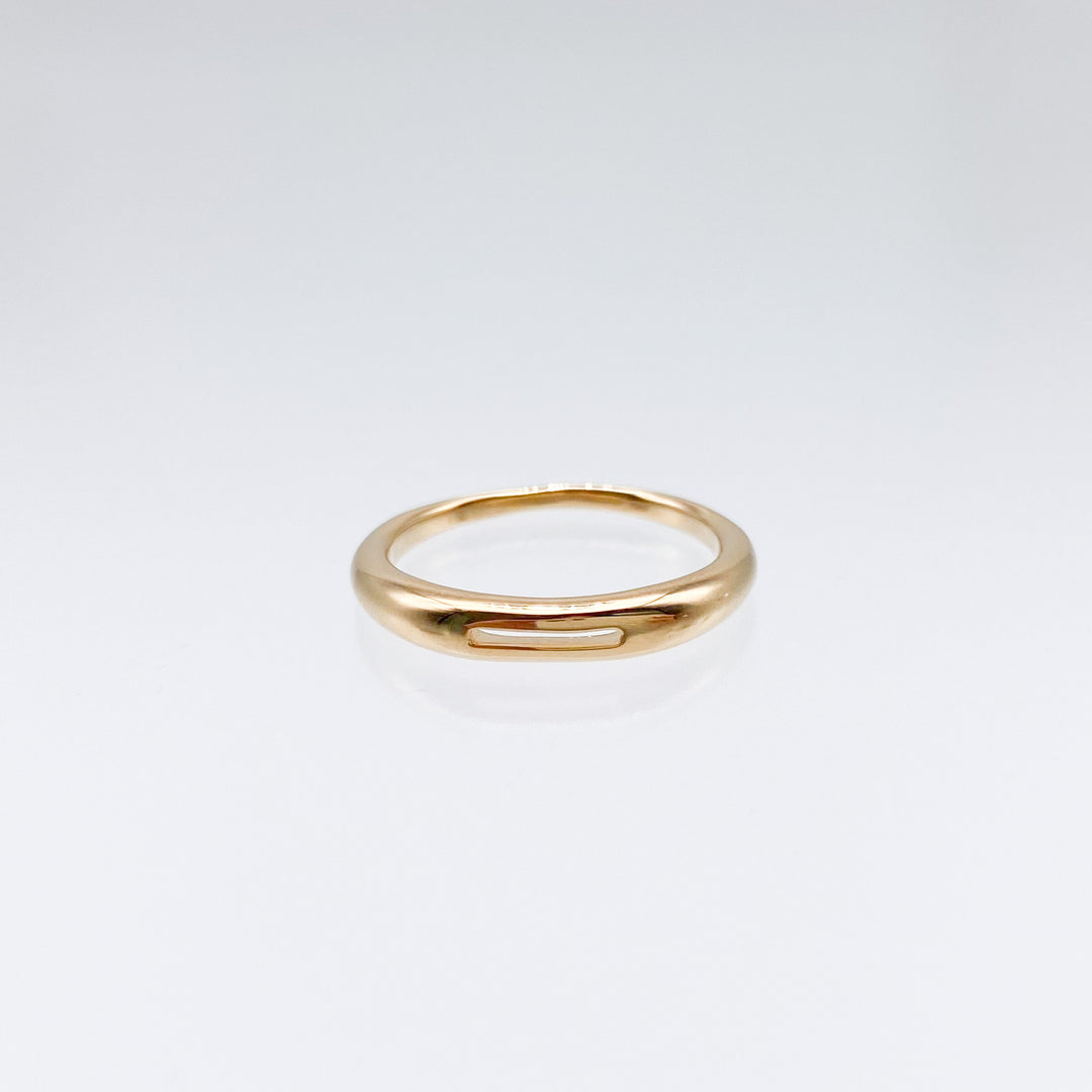 Square space ring