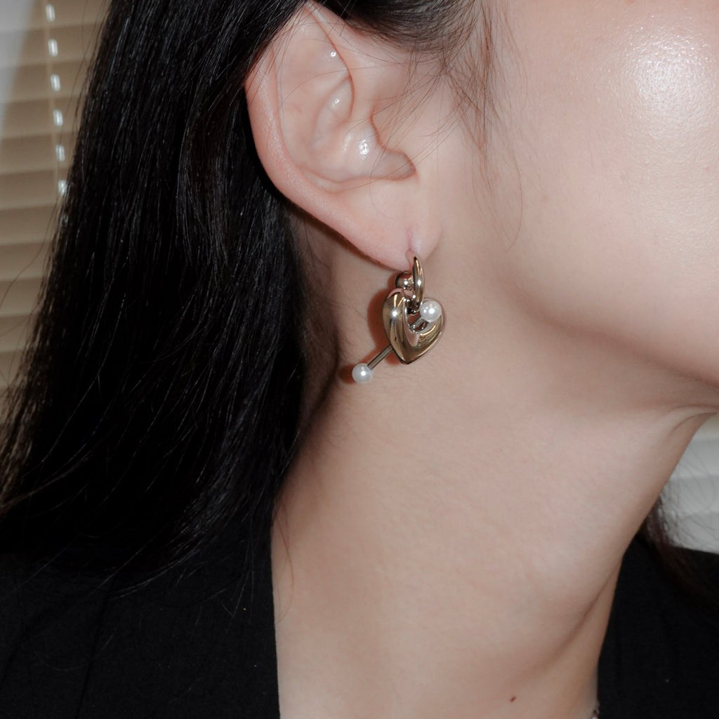 EROS EARRING