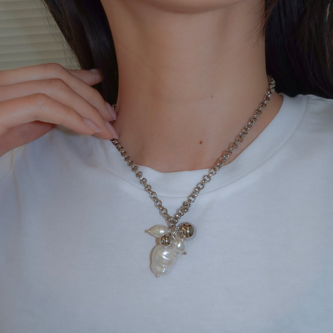 MICKEY NECKLACE
